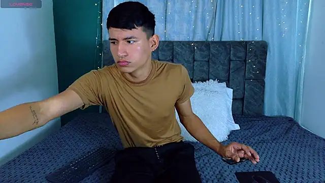 NicolasTorrez online show from February 13, 2026, 8:16 pm