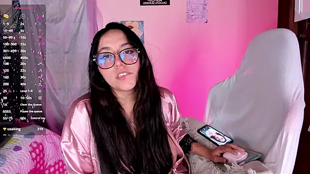 Snapshot of Hanna_Tm chatting on March 2, 2026, 5:08 am Hanna Tm online show from March 2, 2026, 5:08 am