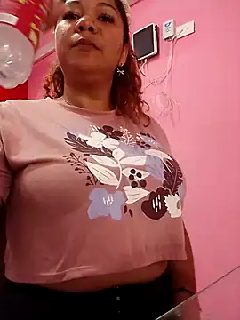 Snapshot of TuPotra666 chatting on April 13, 2026, 7:19 pm TuPotra666 online show from April 13, 2026, 7:19 pm
