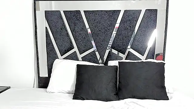 Snapshot of DariaLuca chatting on March 3, 2026, 11:49 am DariaLuca online show from March 3, 2026, 11:49 am