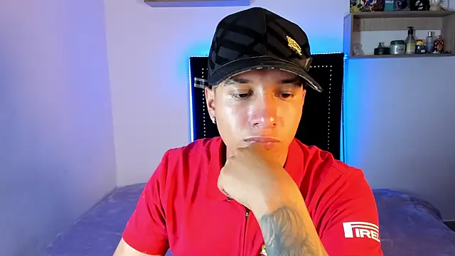 Snapshot of Jhony_rayder chatting on February 12, 2026, 1:33 am Jhony rayder online show from February 12, 2026, 1:33 am