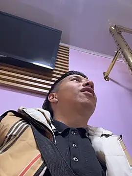 Snapshot of Jhony_rayder chatting on February 15, 2026, 8:38 pm Jhony rayder online show from February 15, 2026, 8:38 pm