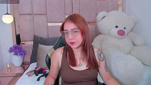antonella moon7 online show from June 19, 2026, 3:44 am