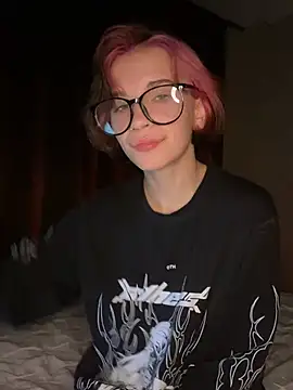 Snapshot of analcutie chatting on February 12, 2026, 1:11 am analcutie online show from February 12, 2026, 1:11 am