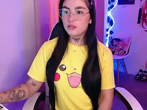 JanineRae online show from February 19, 2026, 6:15 pm