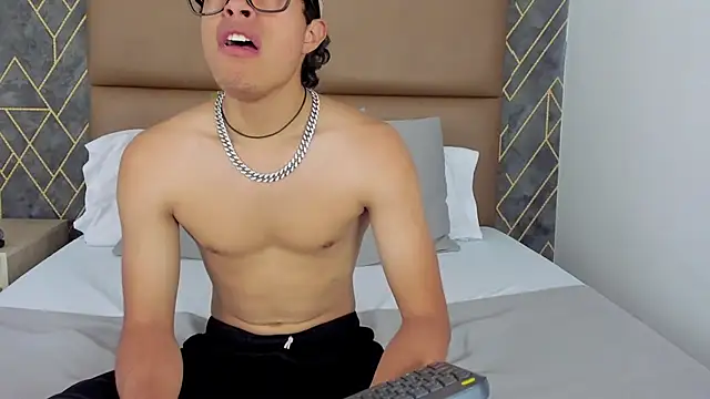 Escanor Hot online show from February 19, 2026, 7:32 pm