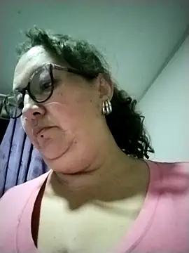 Snapshot of _Saraqueen chatting on March 3, 2026, 1:34 am Saraqueen online show from March 3, 2026, 1:34 am