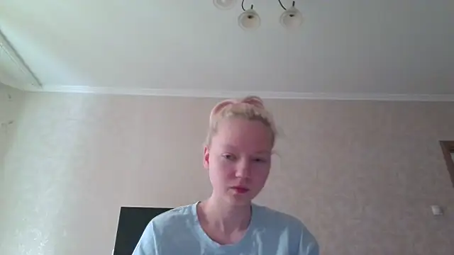 BabyyDolll  online show from February 15, 2026, 10:50 pm