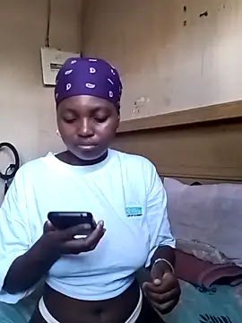 madgirl25 online show from February 26, 2026, 2:27 pm