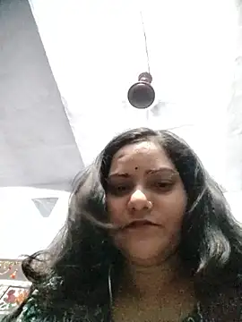 Snapshot of Anushka_Singh0 chatting on April 20, 2026, 4:10 pm Anushka Singh0 online show from April 20, 2026, 4:10 pm