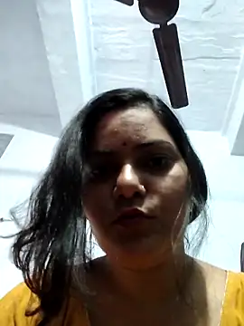 Snapshot of Anushka_Singh0 chatting on April 23, 2026, 1:13 pm Anushka Singh0 online show from April 23, 2026, 1:13 pm