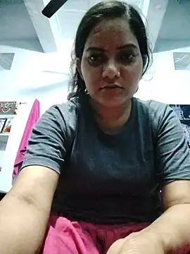 Snapshot of Anushka_Singh0 chatting on June 3, 2026, 5:07 pm Anushka Singh0 online show from June 3, 2026, 5:07 pm