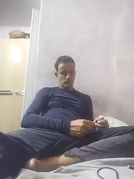 Arteiroelo online show from April 17, 2026, 12:02 am