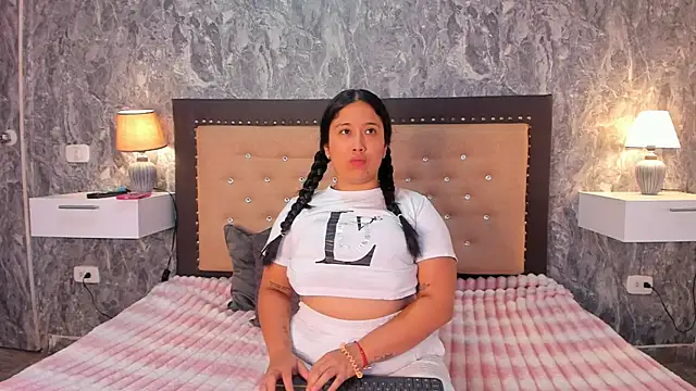 Daphne sweett online show from March 1, 2026, 12:40 pm