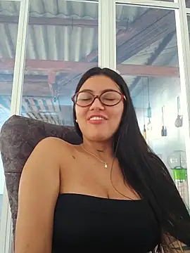 Snapshot of Roma_xxx chatting on May 15, 2026, 9:11 pm Roma xxx online show from May 15, 2026, 9:11 pm