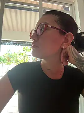 Snapshot of Roma_xxx chatting on May 31, 2026, 5:20 pm Roma xxx online show from May 31, 2026, 5:20 pm