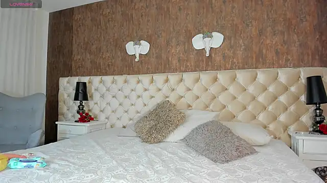 ScarletVegaa online show from March 2, 2026, 4:47 pm