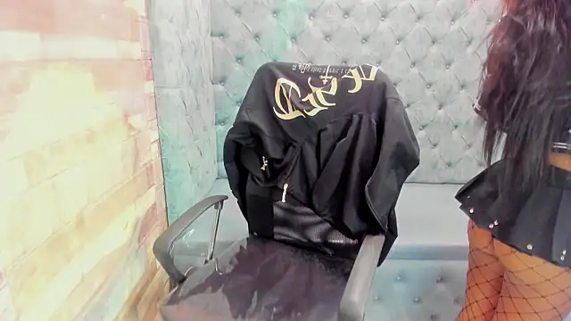 Scarlett Moom online show from March 20, 2026, 4:17 am