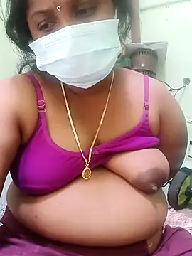 tamilkaviya431 online show from March 4, 2026, 6:52 am