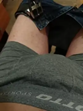 Snapshot of onxana89 chatting on February 16, 2026, 6:37 pm onxana89 online show from February 16, 2026, 6:37 pm