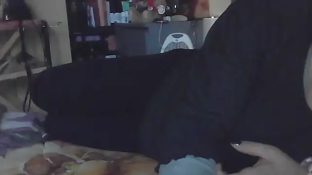 Snapshot of luanahot1 chatting on February 17, 2026, 12:45 pm luanahot1 online show from February 17, 2026, 12:45 pm