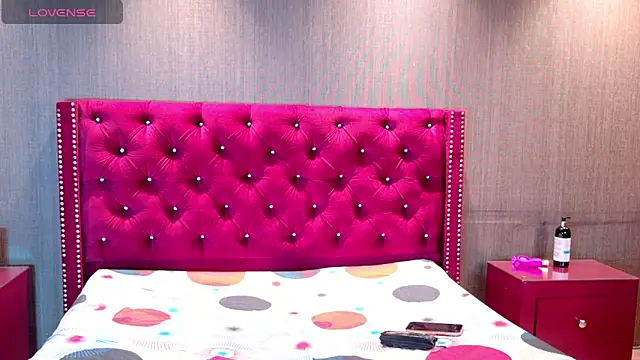 Kinsleybrown online show from February 25, 2026, 4:27 pm