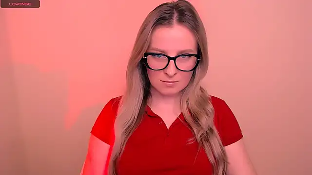 AnnePeach online show from March 20, 2026, 7:08 pm