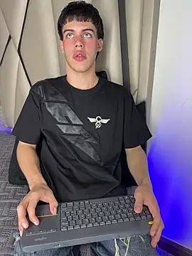 Lucian-greyy online show from March 2, 2026, 1:29 pm