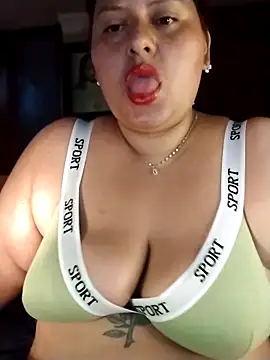 chanelxoxo18 online show from March 20, 2026, 11:04 am