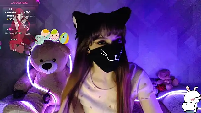 llonaMask online show from March 30, 2026, 9:49 pm