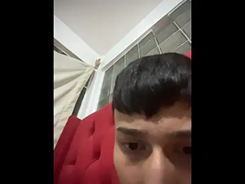 glopetitooo online show from February 18, 2026, 10:33 am