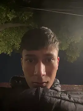 glopetitooo online show from March 2, 2026, 2:03 am