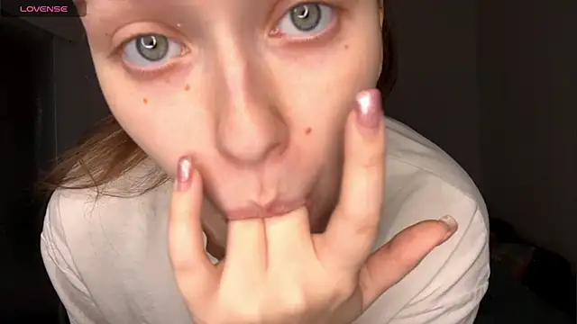 Snapshot of LoryMusetti chatting on February 28, 2026, 2:51 pm LoryMusetti online show from February 28, 2026, 2:51 pm