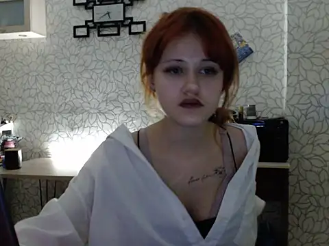 SolarAdrienne online show from February 15, 2026, 2:58 pm