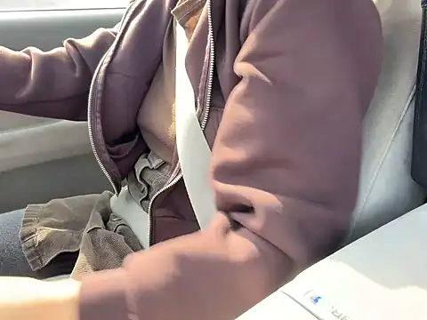 Mahirun6868 online show from March 18, 2026, 4:26 am