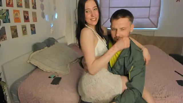 Snapshot of TogetherMode chatting on March 3, 2026, 12:33 pm TogetherMode online show from March 3, 2026, 12:33 pm