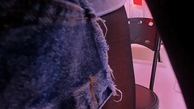 Snapshot of Kendal_hot69_ chatting on February 21, 2026, 7:37 pm Kendal hot69 online show from February 21, 2026, 7:37 pm