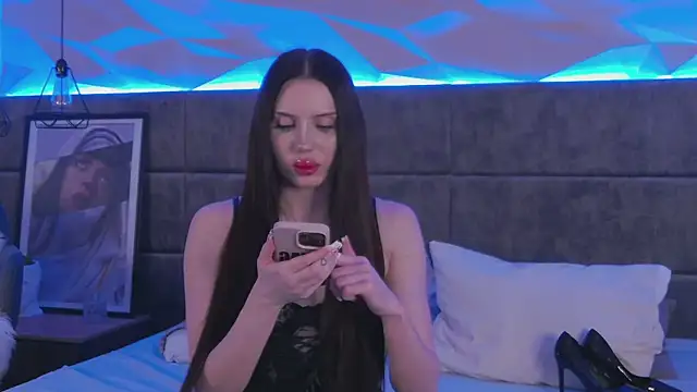 EfiKhalifa online show from March 23, 2026, 5:11 am