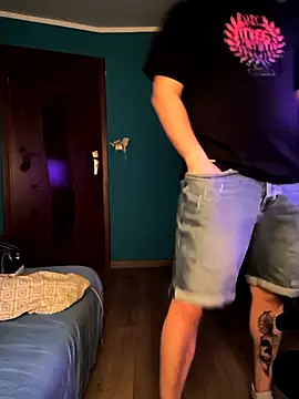 jebacmisiechce123 online show from March 5, 2026, 2:46 pm