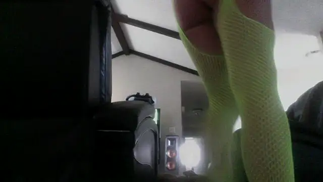 MissBella0969 online show from April 25, 2026, 11:02 pm