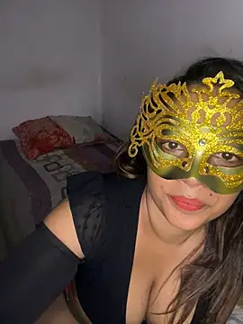 Snapshot of hamstercpl chatting on March 3, 2026, 4:35 pm hamstercpl online show from March 3, 2026, 4:35 pm