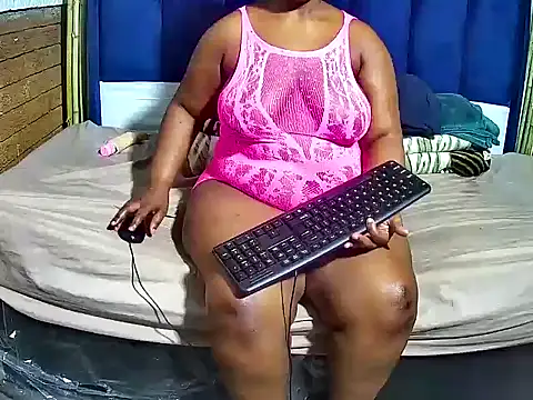 Sweetcandy298 online show from April 12, 2026, 8:03 pm