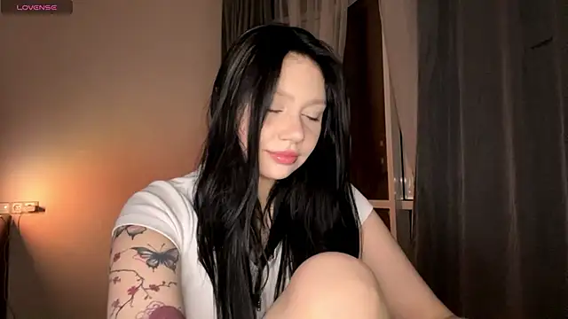 Snapshot of RaquelsHusband chatting on February 19, 2026, 2:24 pm RaquelsHusband online show from February 19, 2026, 2:24 pm