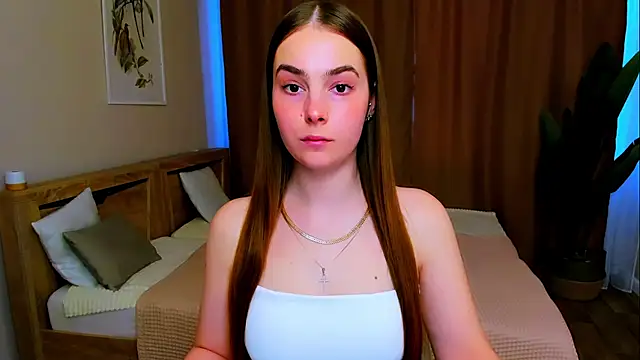 Maddy Wood  online show from April 13, 2026, 4:34 pm