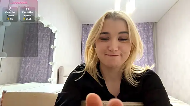 MerryVideo online show from April 16, 2026, 12:00 am