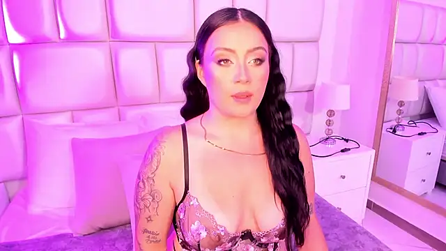 annybentleii online show from April 9, 2026, 6:57 pm