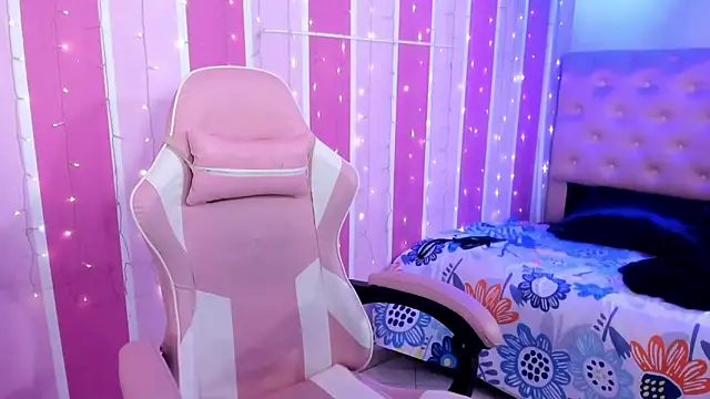 Snapshot of alma_tb1 chatting on February 26, 2026, 7:35 pm alma tb1 online show from February 26, 2026, 7:35 pm