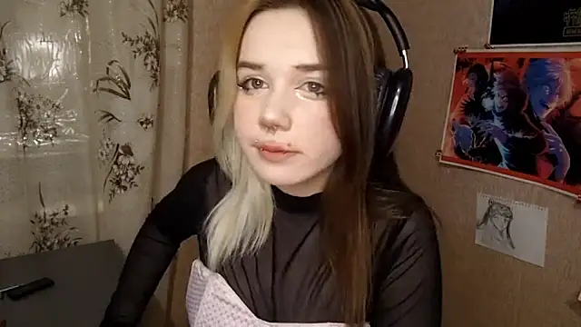 MilaTyan online show from February 23, 2026, 4:37 pm