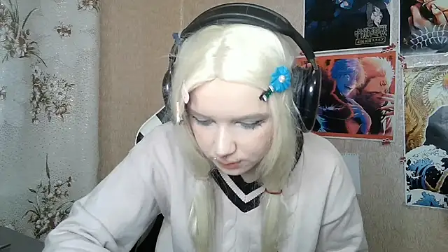 MilaTyan online show from March 22, 2026, 5:05 pm