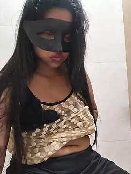 Cute-aryaa online show from June 6, 2026, 4:44 pm